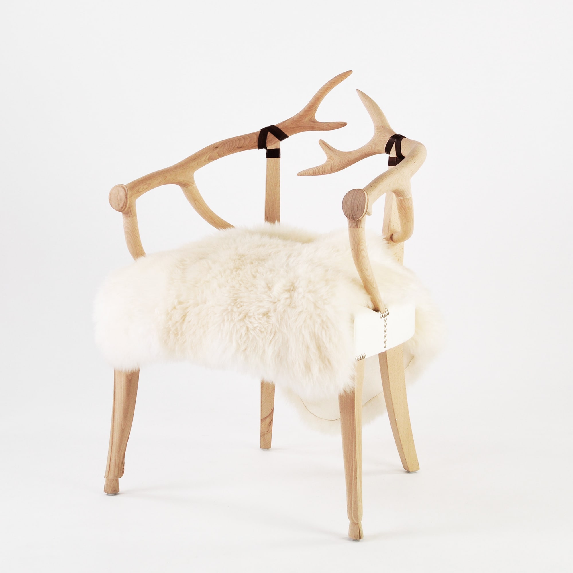 Fauteuil cerf luxe design haut de gamme personnalisable faits main France dominique roitel françois maleval invitation 2